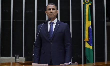 ARTIGO DE OPINIÃO Lula quer polícias enfraquecidas e bandidos livres