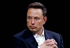 Elon Musk se reúne com parlamentares republicanos para obter apoio para seu programa de corte de gastos