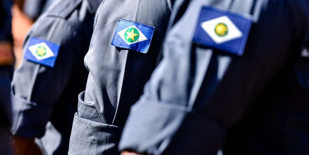 Quatro PMs são presos após exigirem R$ 2 mil para não multar caminhão irregular em MT
