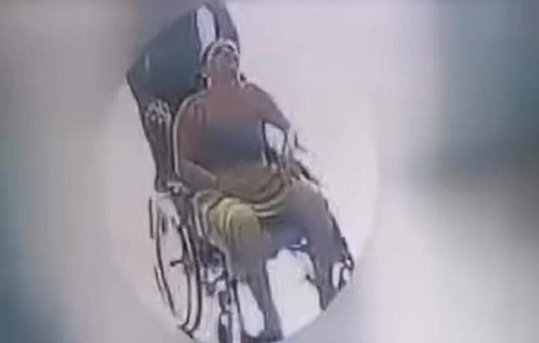 Flagra no Hospital – Câmeras captam assassina se passando por mãe de bebê roubado.