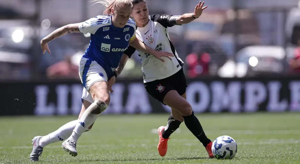 Brasileirão tem rodada completa das séries A e B e final no feminino