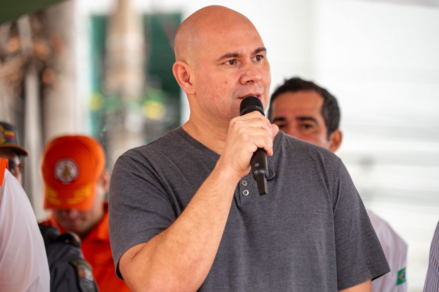 Abilio dá recado duro: servidor que fizer campanha política em escola será demitido