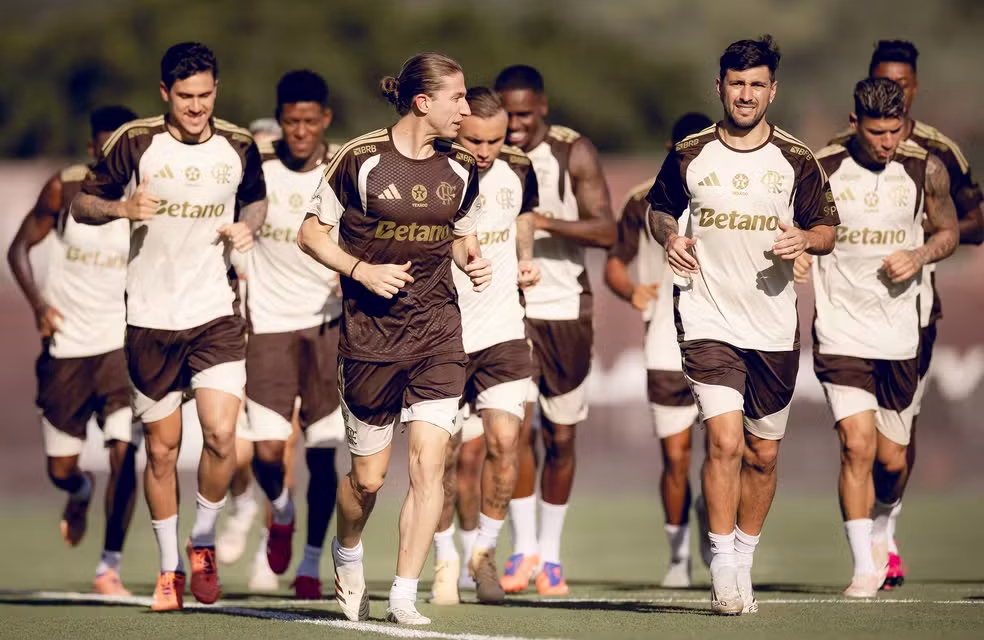 Bastidores: decisão de Bap por retorno do time principal do Flamengo dividiu opiniões e gerou incômodo