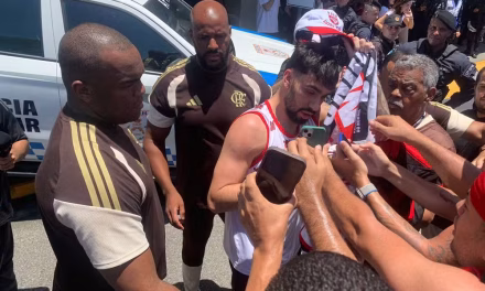 Lucas Paquetá escolhe número de camisa do Flamengo para homenagear Vini Jr