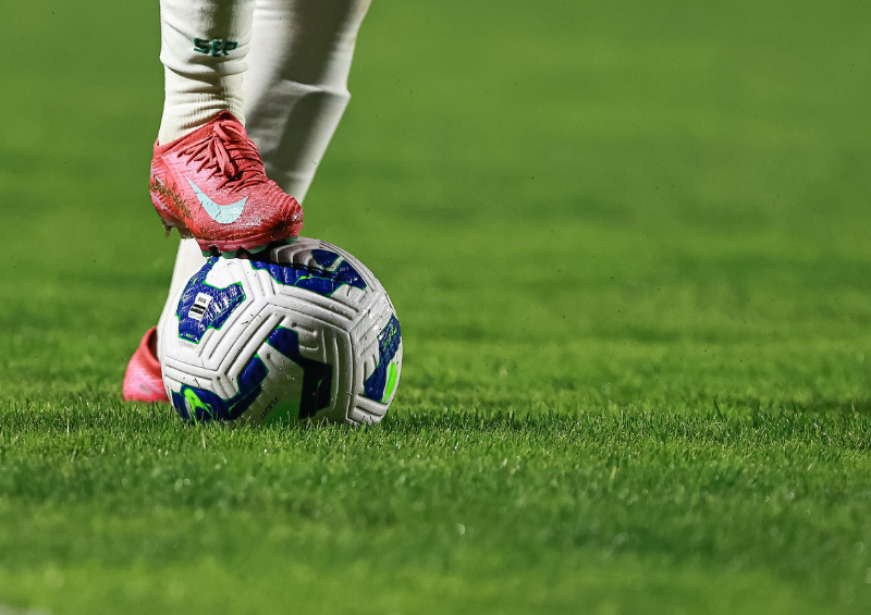 Sexta rodada esquenta disputa e Mixto assume liderança do Mato-grossense