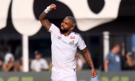 Gabigol reestreia com Gol.