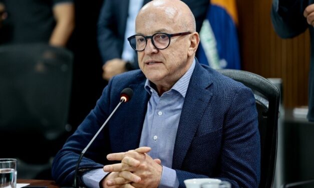 Pivetta estuda mudanças de secretários caso assuma o Governo