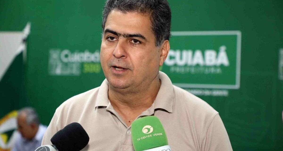 Justiça dá 15 dias para Emanuel pagar R$ 40 mil a Mauro Mendes por danos morais