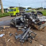 Acidente com HB20, carreta e caminhão deixa feridos e vítima presa às ferragens em Sinop.