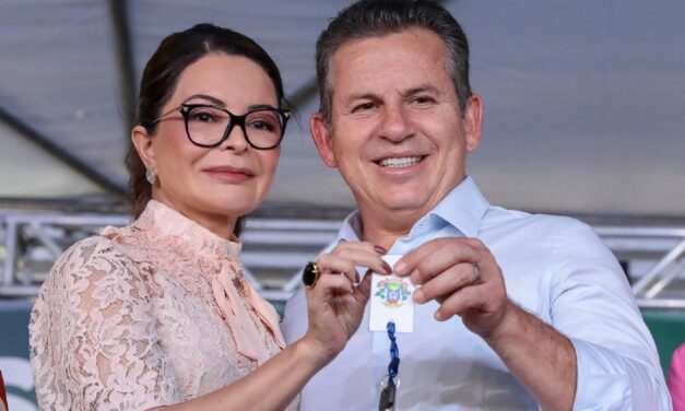 Na UTI, Virginia recebe buquê de flores de Mauro