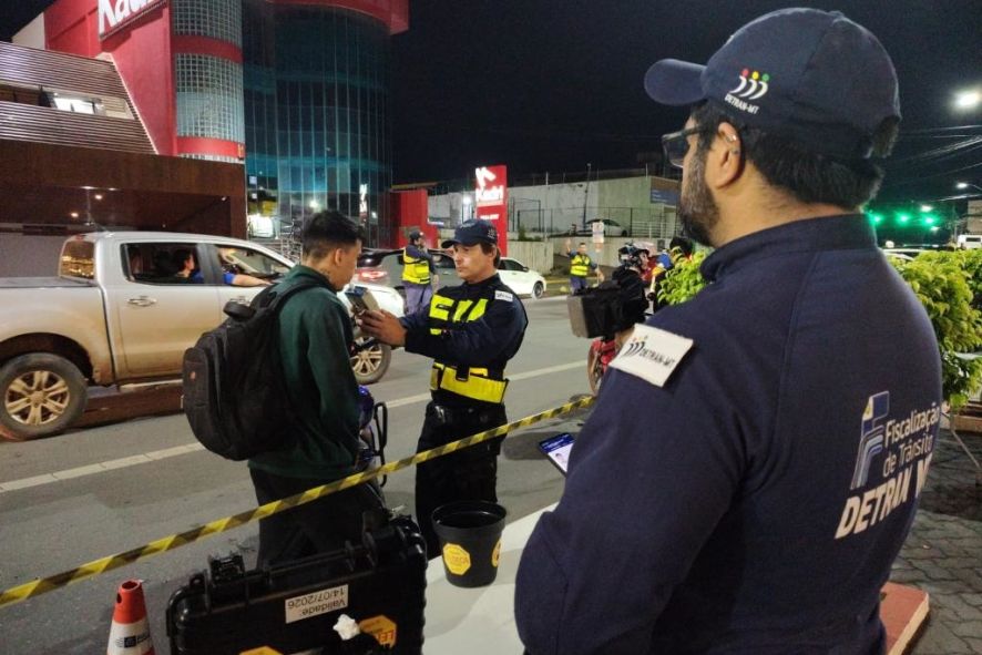 Polícia prende mais de 88 motoristas por embriaguez no fim de semana.