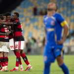 Análise: Flamengo lava a alma no Maracanã, salva a própria imagem no Carioca e dá sinais de retomada