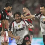 Valor que Flamengo pagou por Paquetá é semelhante a todo elenco do Lanús