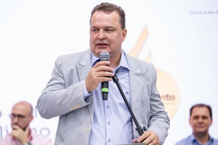 Max diz temer deepfakes na campanha: “Pode mudar um voto”