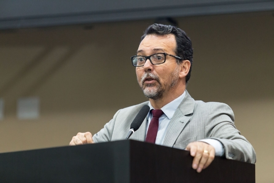 Não Pagou – Justiça manda penhorar carros e bens do PT em Cuiabá por dívida de campanha de Lúdio Cabral