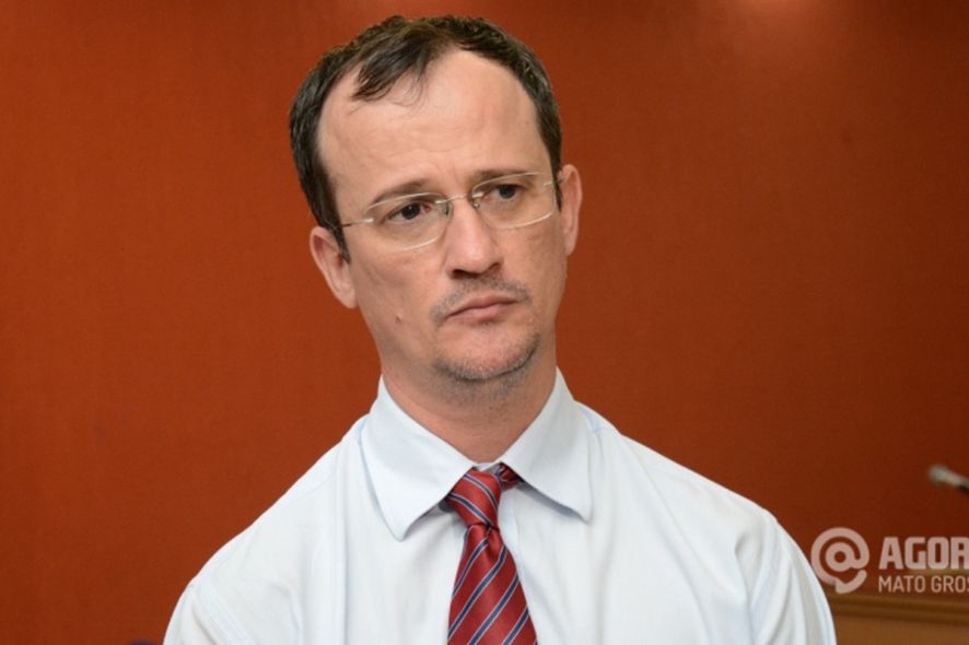 Advogado diz que juiz é vítima e não agressor de jardineiro