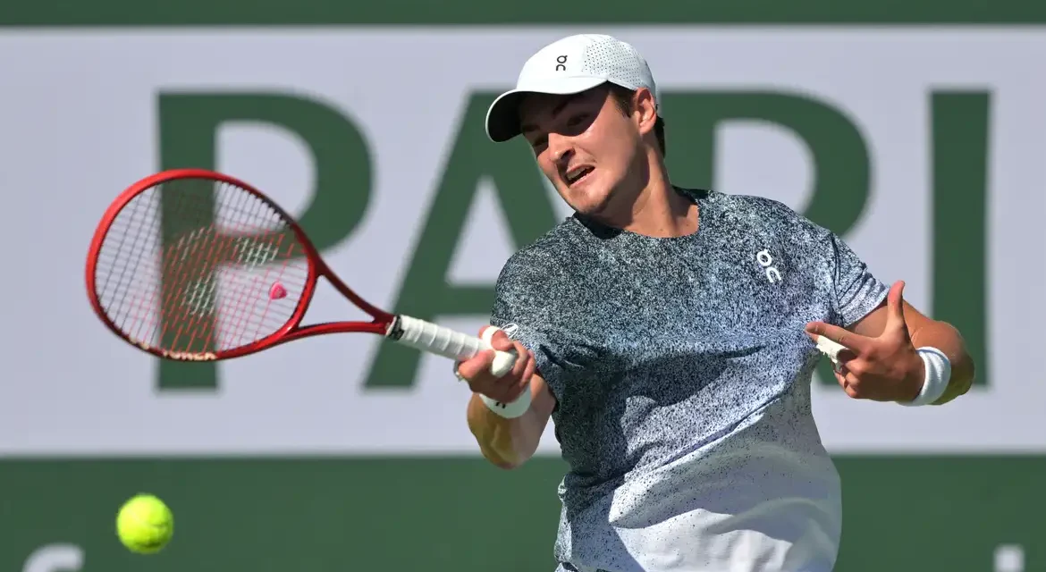 João Fonseca avança para oitavas do Masters 1000 de Indian Wells