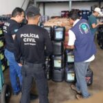 Polícia apreende 2,6 mil litros de óleo lubrificante em Cuiabá