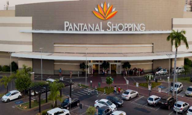 Cinema é condenado a indenizar menor que escorregou em líquido