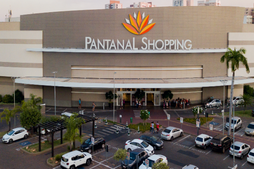 Cinema é condenado a indenizar menor que escorregou em líquido