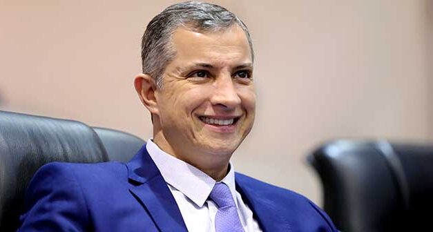 “Vitória para o consumidor!”: Faissal anuncia correção de cobrança da Energisa e celebra