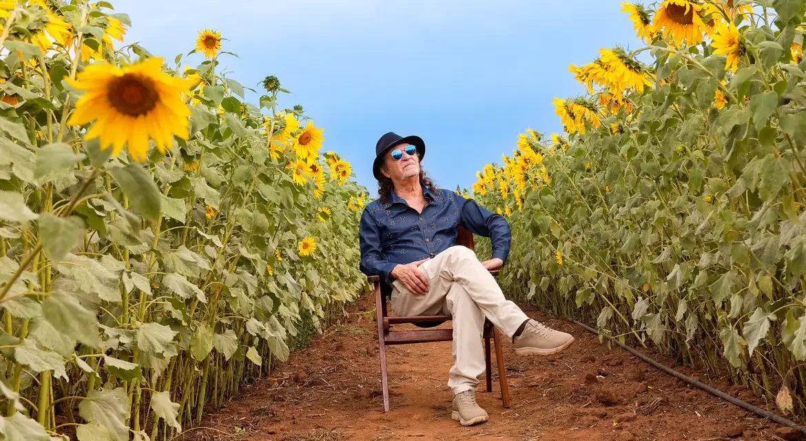 Turnê nacional celebra os 80 anos de Alceu Valença