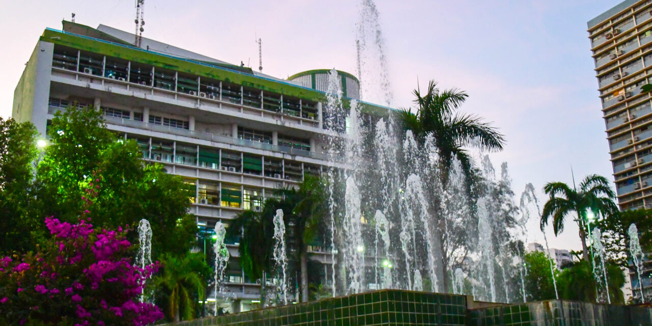 Prefeitura de Cuiabá paga aposentados e pensionistas e injeta quase R$ 30 milhões na economia