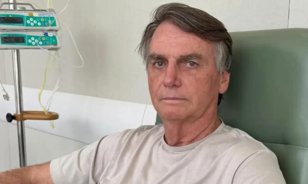 Bolsonaro é internado em UTI hospitalar com broncopneumonia bilateral