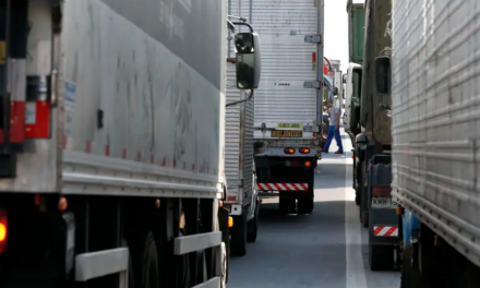 Governo quer flexibilizar descanso de caminhoneiros na volta para casa