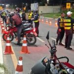 Pilotos são presos durante operação contra motos irregulares em Cuiabá