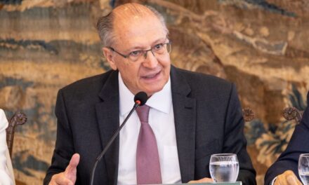 Alckmin defende apuração rigorosa no caso Master