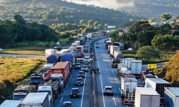 Começam a vigorar novas regras para frete no Brasil
