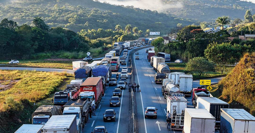 Começam a vigorar novas regras para frete no Brasil