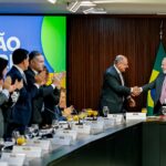 Lula se despede de ministros e confirma Alckmin como vice em chapa