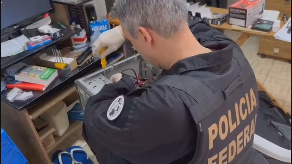 PF cumpre mais de 30 mandados por abuso contra crianças e adolescentes