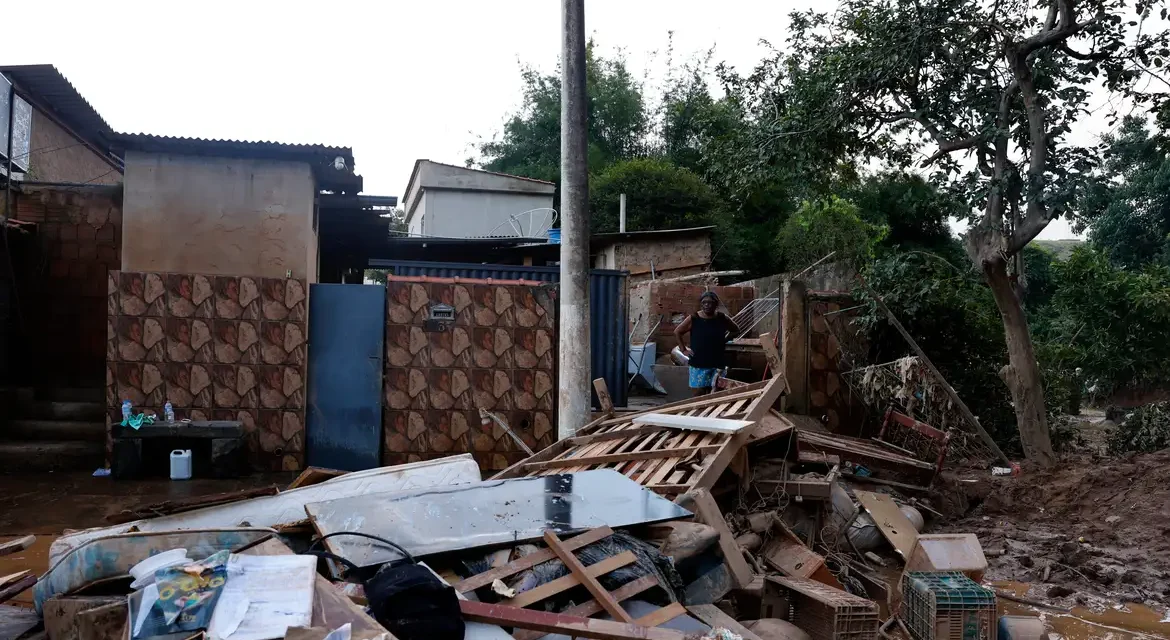 Defensoria fará atendimento jurídico para afetados pelas chuvas em MG