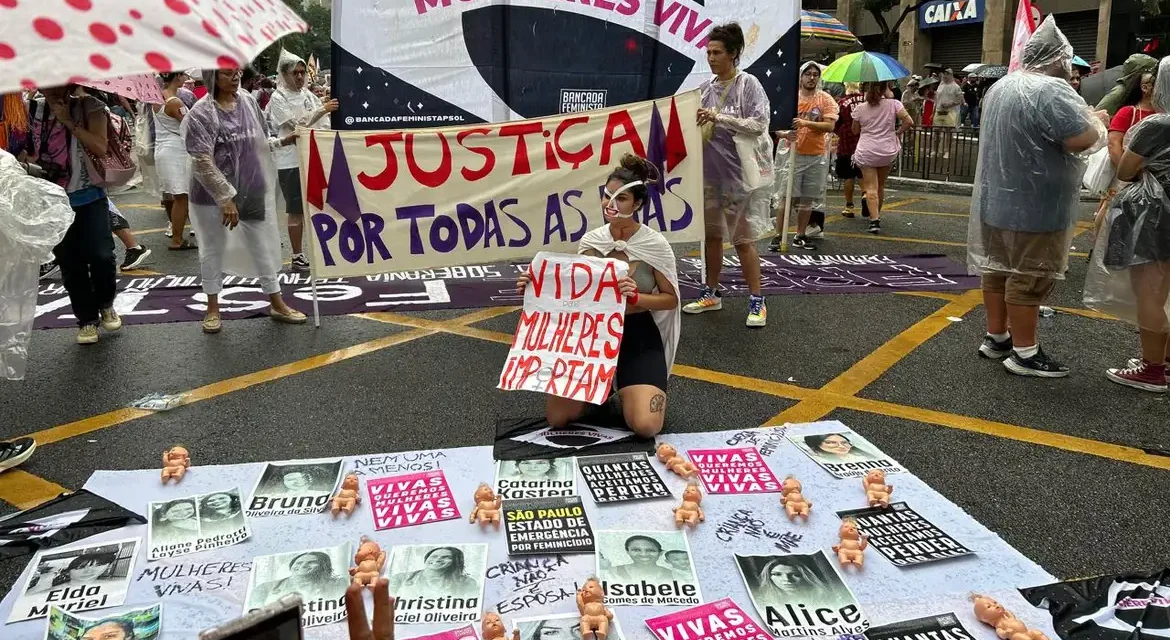 SP: ato das mulheres pede fim da violência e defende fim da escala 6×1