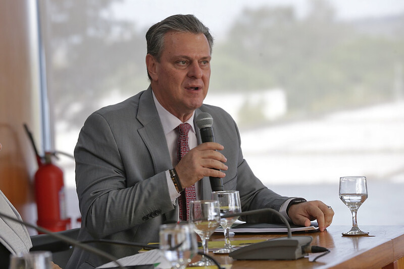 Fávaro rebate críticas e diz que PSD terá chapa completa: “Aguarde”