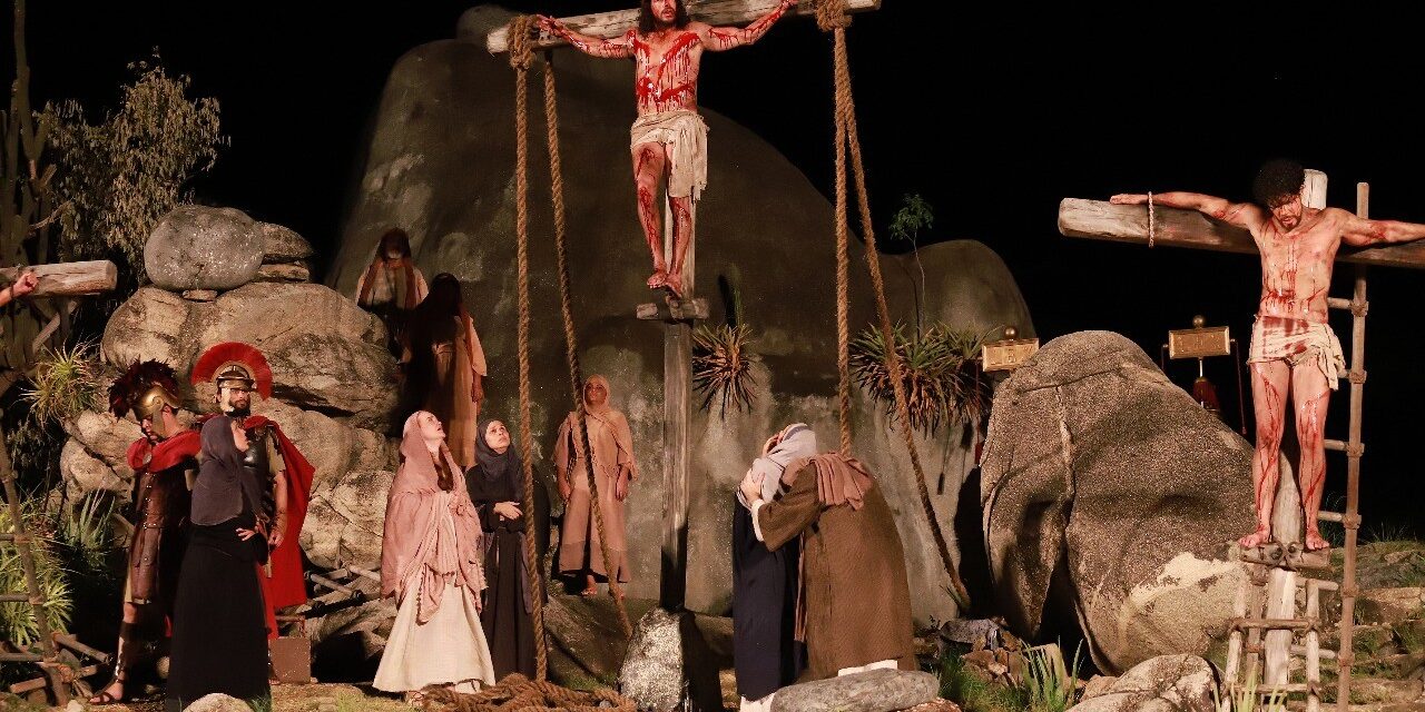 Paixão de Cristo de Nova Jerusalém tem encenações até domingo