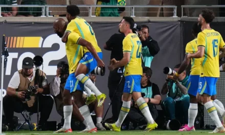 Brasil vence Croácia em teste final antes de convocação para Copa do Mundo