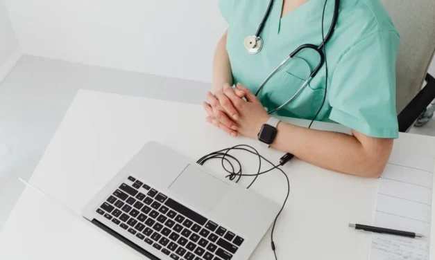 Legislação amplia direito e assegura três dias de folga por ano para exames preventivos