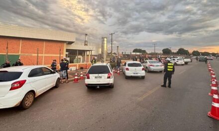 Motoristas são presos durante blitz em VG