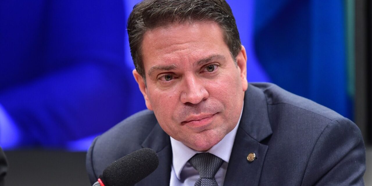 Alexandre Ramagem é preso pelo ICE, diz Polícia Federal