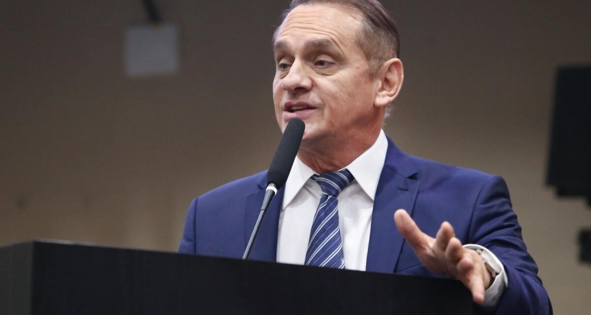 Wilson Santos propõe auxílio-alimentação para servidores estaduais de MT