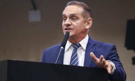 Wilson Santos propõe auxílio-alimentação para servidores estaduais de MT