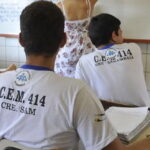 Pé-de-Meia reduz abandono escolar no ensino médio em 43% em dois anos