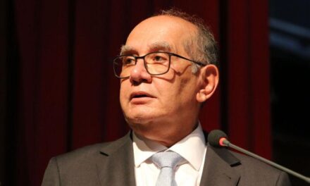 Gilmar Mendes viajou em avião de empresa ligada a Daniel Vorcaro após posse em Mato Grosso