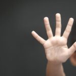 Investigados por pornografia infantil são alvo de operação em Cuiabá e Lucas