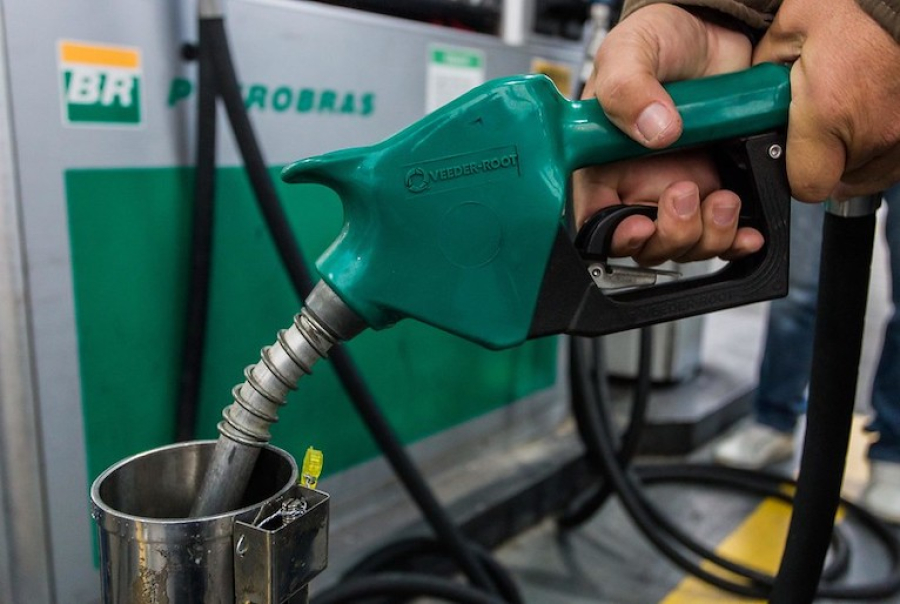 Petrobras estuda fazer Brasil autossuficiente em diesel em até 5 anos