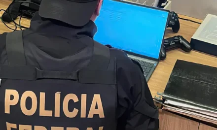 PF realiza operação contra acusados de vazar dados de ministros do STF